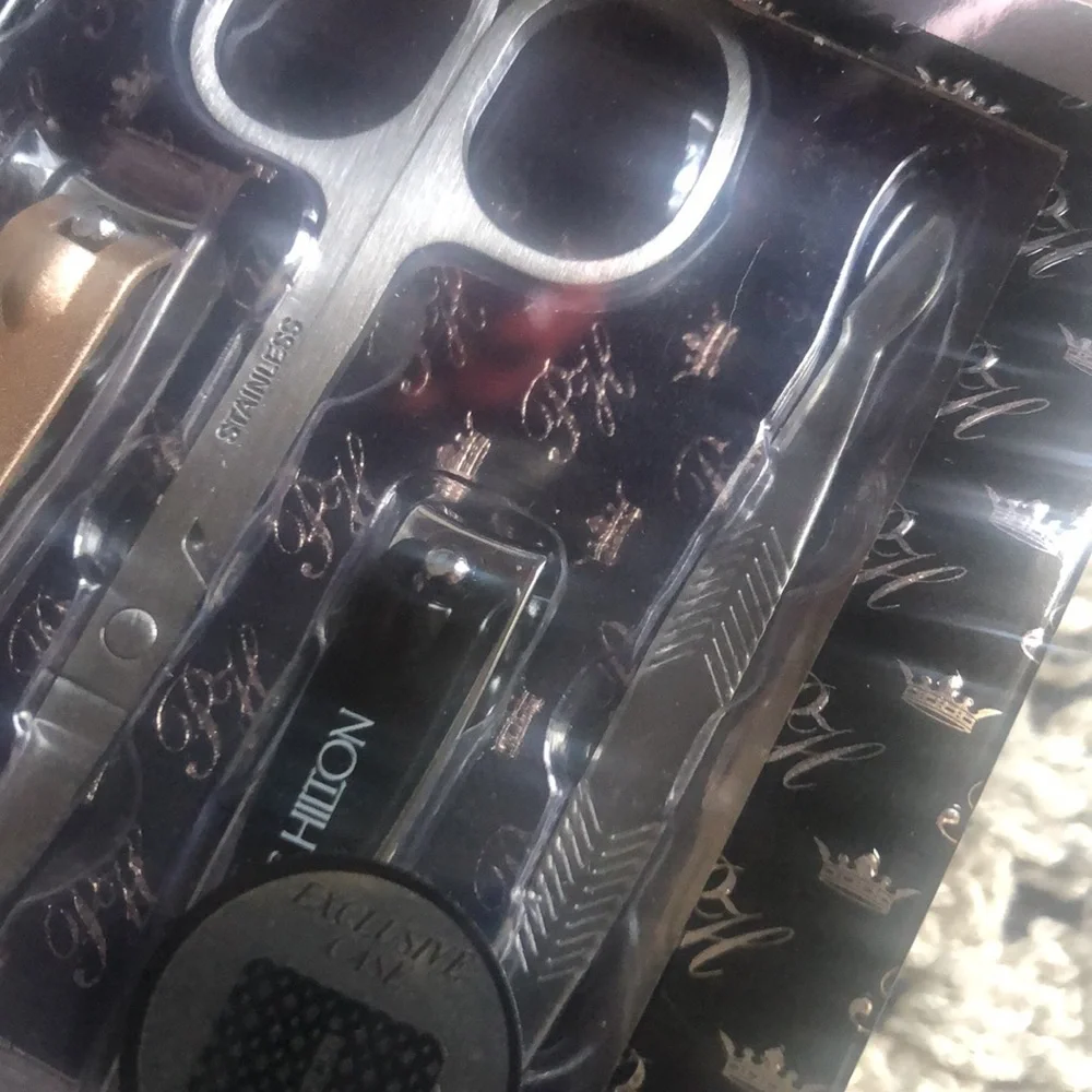 Paris Hilton Manicure & Pedicure Set with Carrying Case - Picture 5 of 7